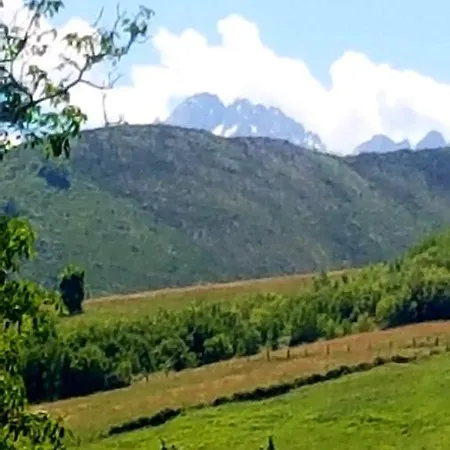 La Casina De Julia Сasa de vacaciones Nieda